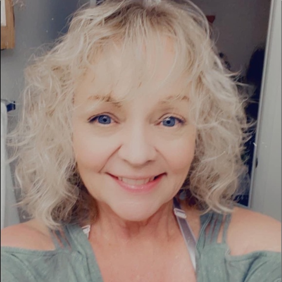 Meet your Posher, Kellen - Picture 1 of 6